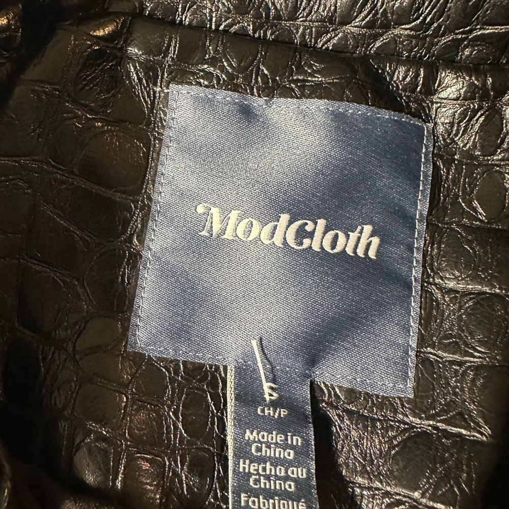 Brand: ModCloth - Picture 4 of 7